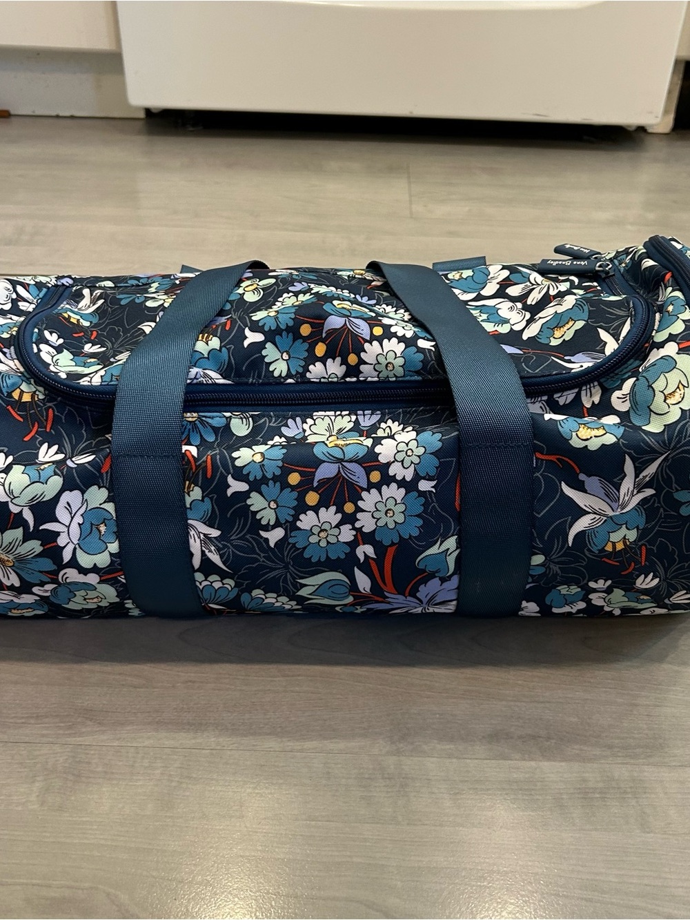 Vera Bradley Lighten Up Active Duffel Travel/Gym Tote Bag - Floral Bursts - Teal
